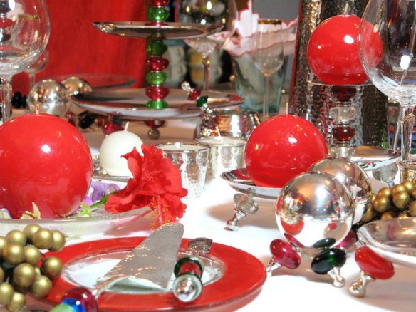 Tiffinware Christmas Table accessories; dress up your festive table in style.